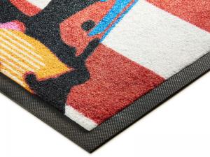 Dtail de tapis de sol velour avec bord en PVC souple